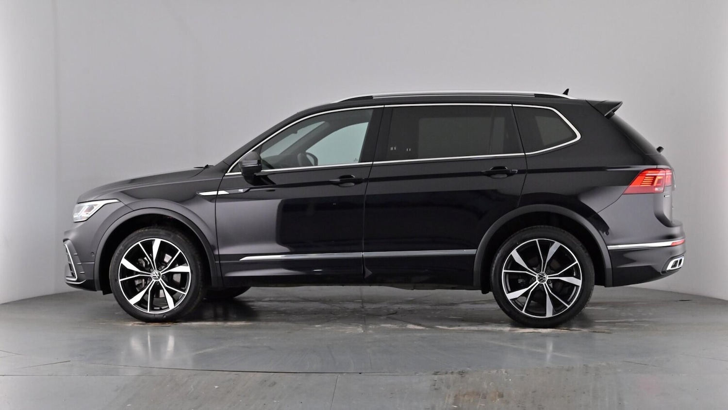 Used Volkswagen Tiguan Allspace 2024 for sale - 77627568: Photo 57