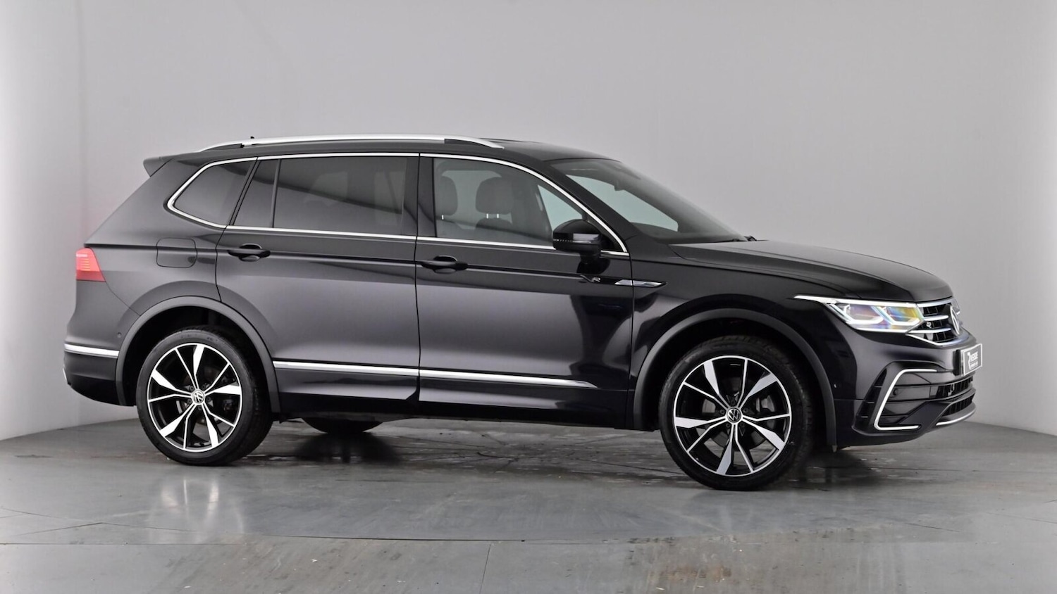 Used Volkswagen Tiguan Allspace 2024 for sale - 77627568: Photo 76