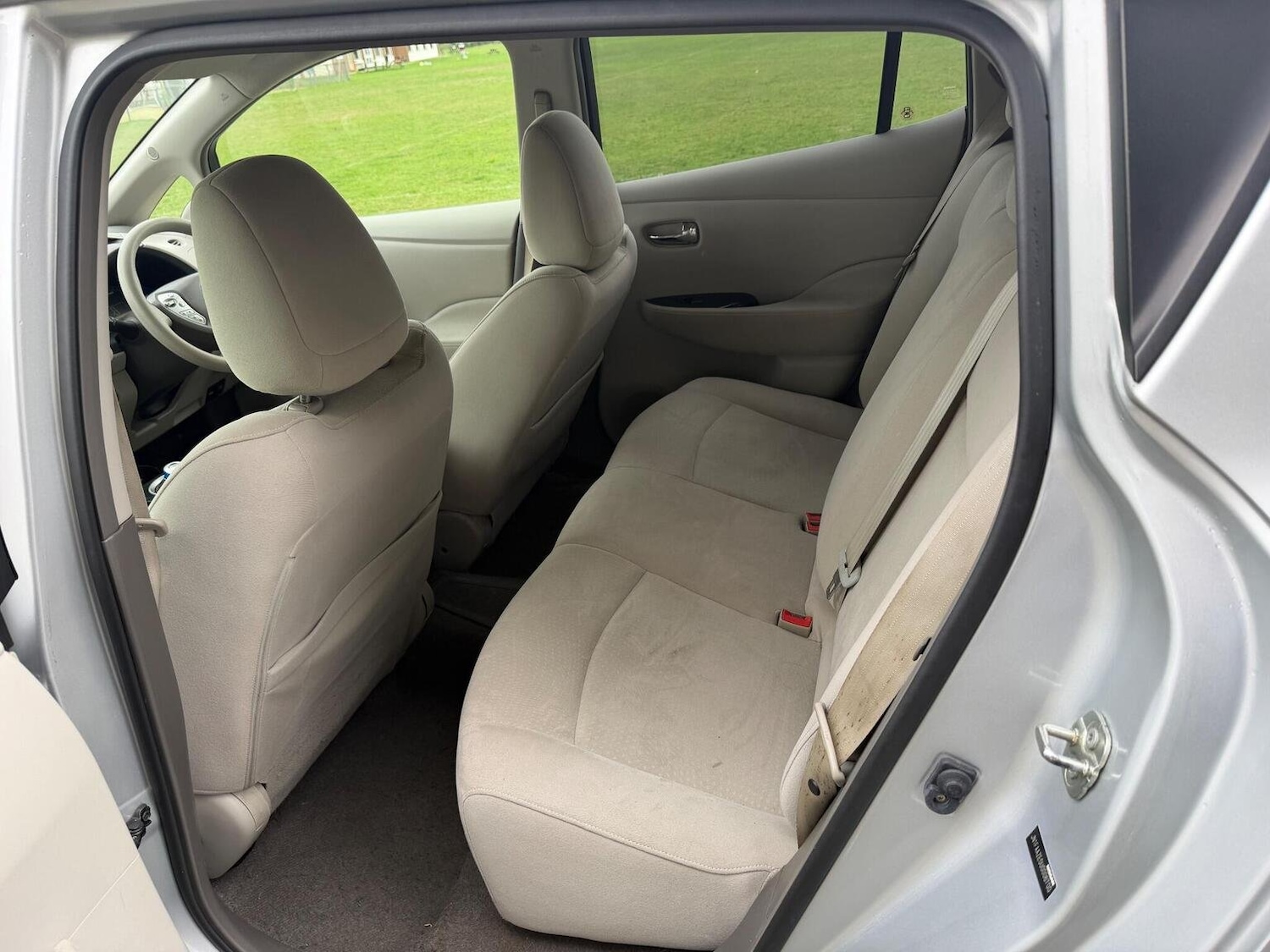 Used Nissan Leaf 2012 for sale - 76070358: Photo 17