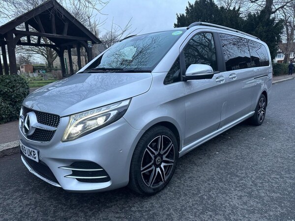 Used Mercedes-Benz V-Class 2019 for sale - 75349210: Photo 4