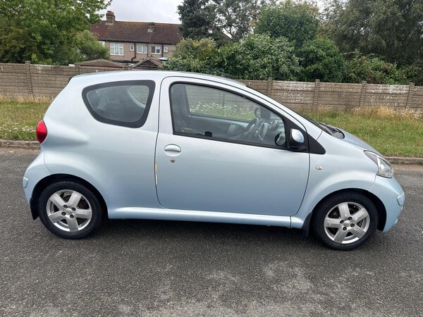 Used Toyota AYGO 2006 for sale - 75349228: Photo 2