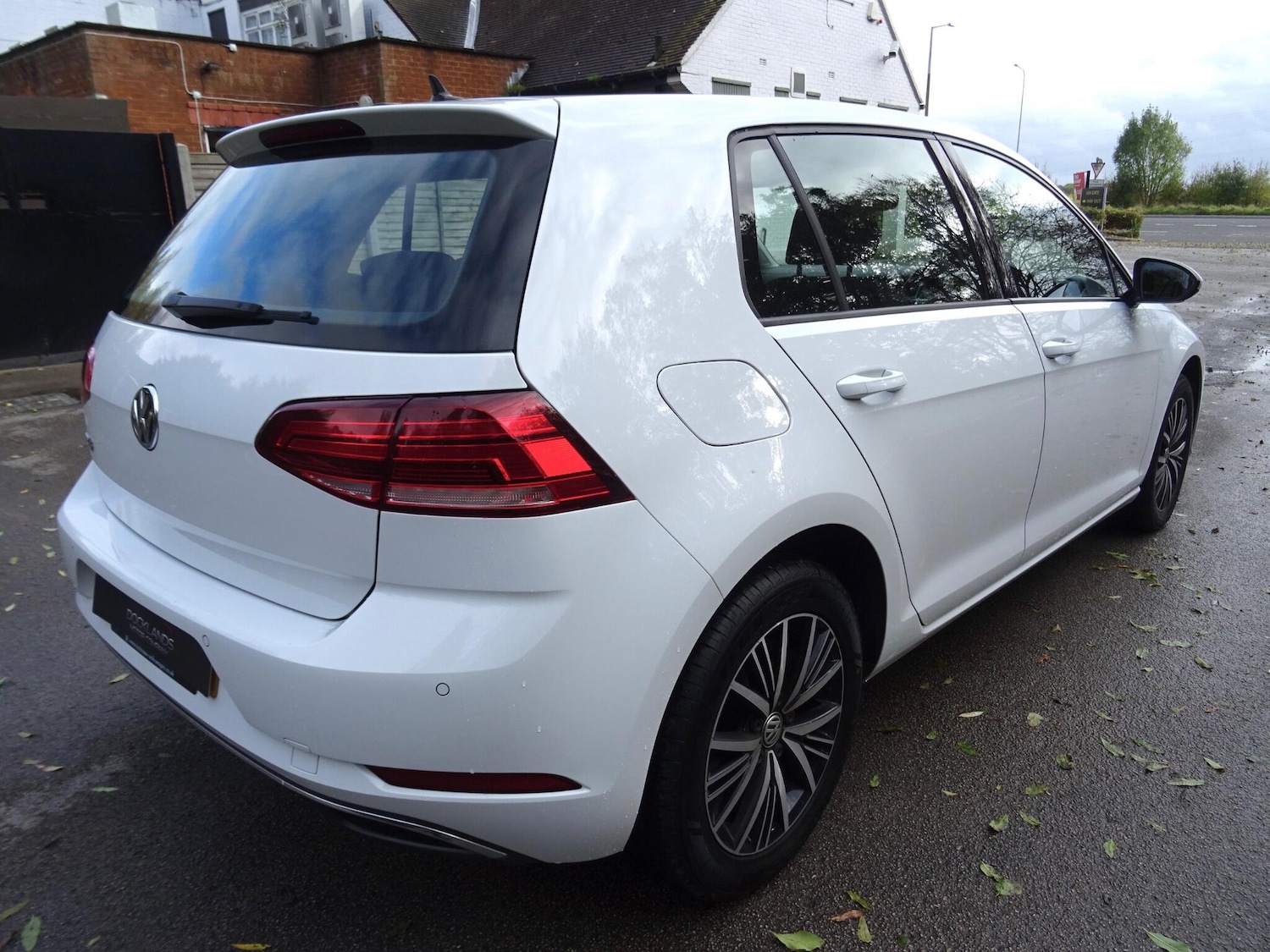 Used Volkswagen Golf 2018 for sale - 76989328: Photo 11