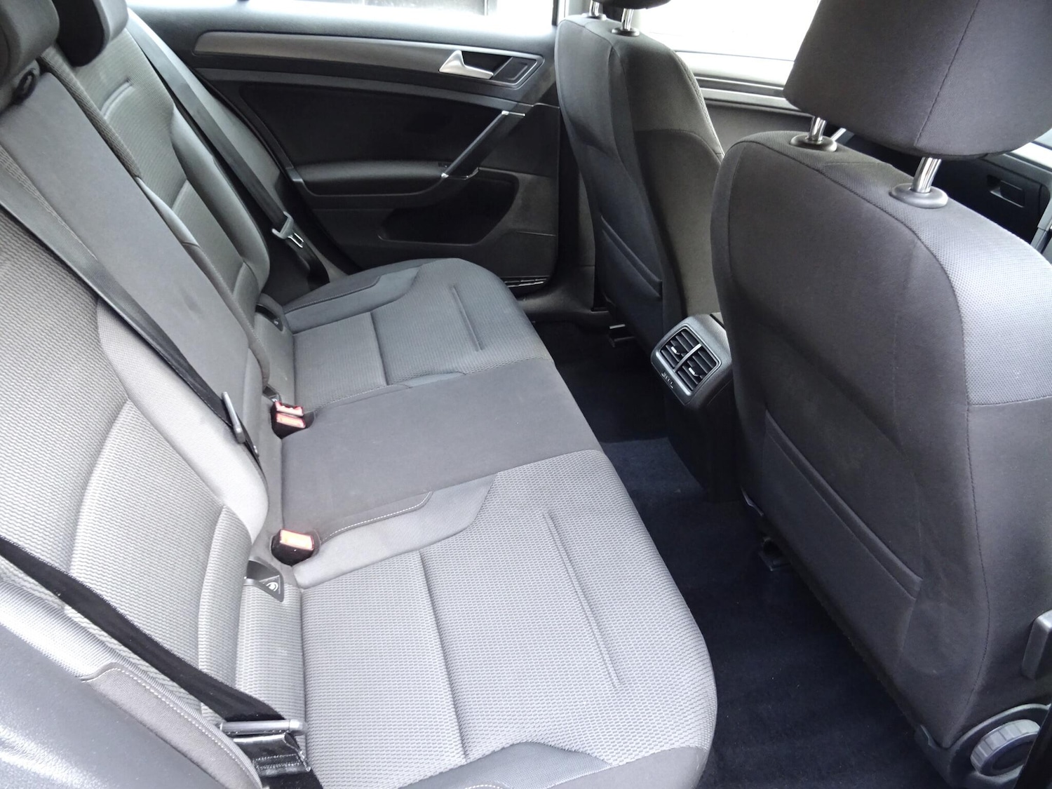 Used Volkswagen Golf 2018 for sale - 76989328: Photo 14