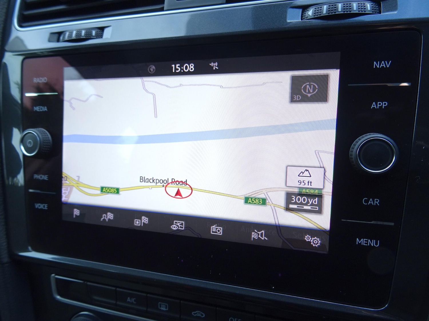 Used Volkswagen Golf 2018 for sale - 76989328: Photo 19