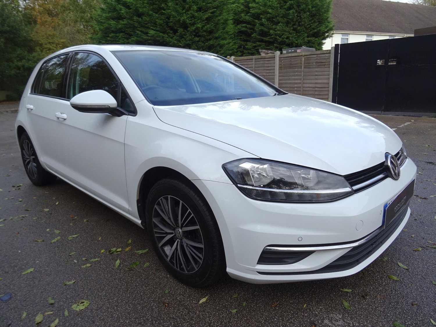 Used Volkswagen Golf 2018 for sale - 76989328: Photo 4