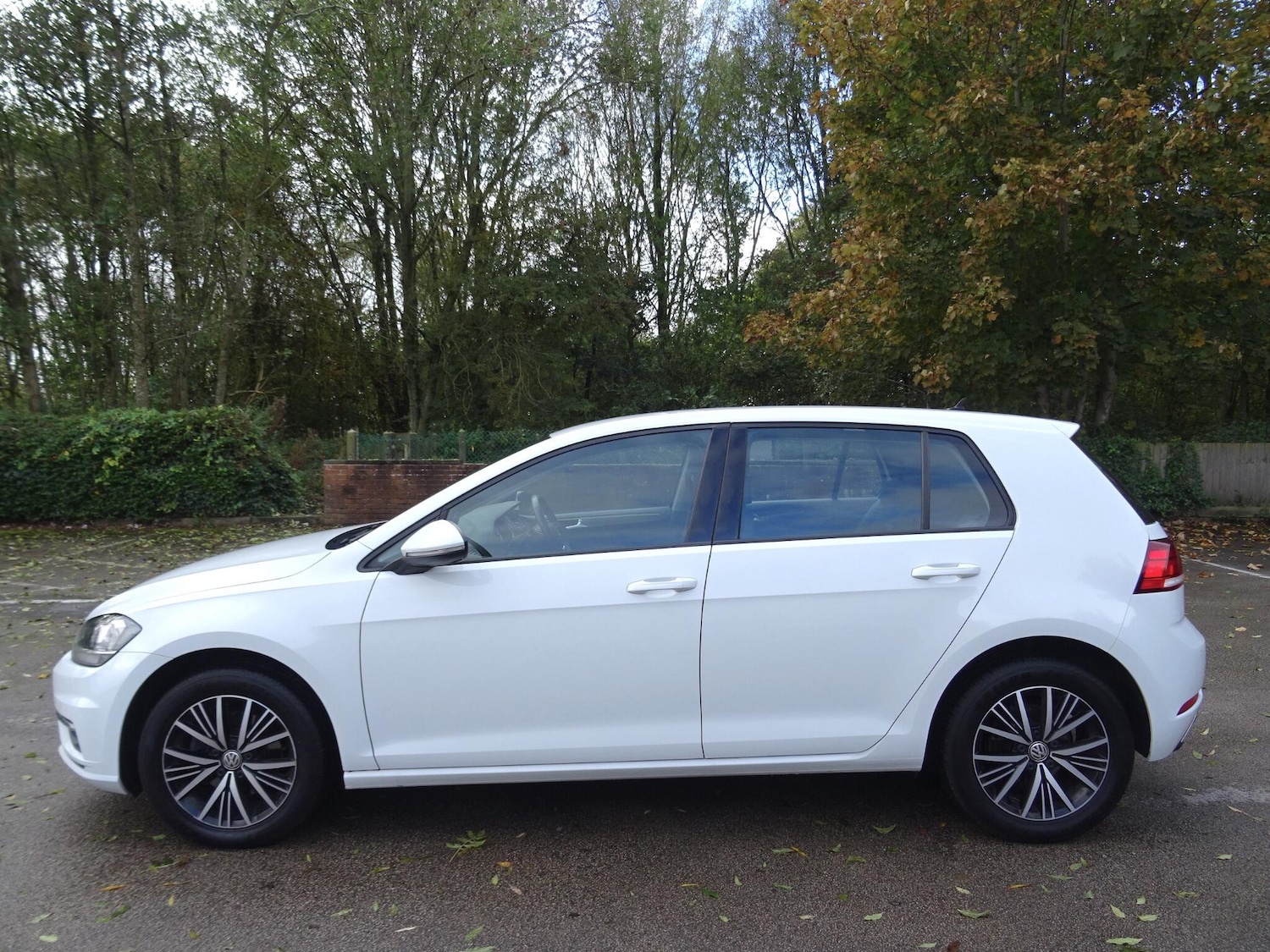Used Volkswagen Golf 2018 for sale - 76989328: Photo 5