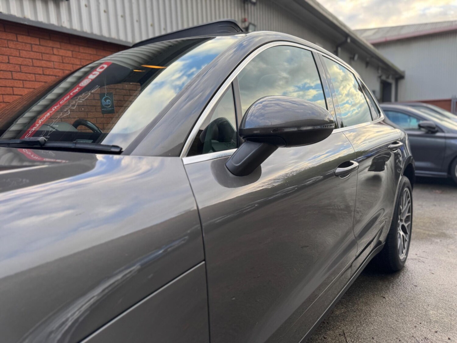 Used Porsche Macan 2018 for sale - 76991906: Photo 11