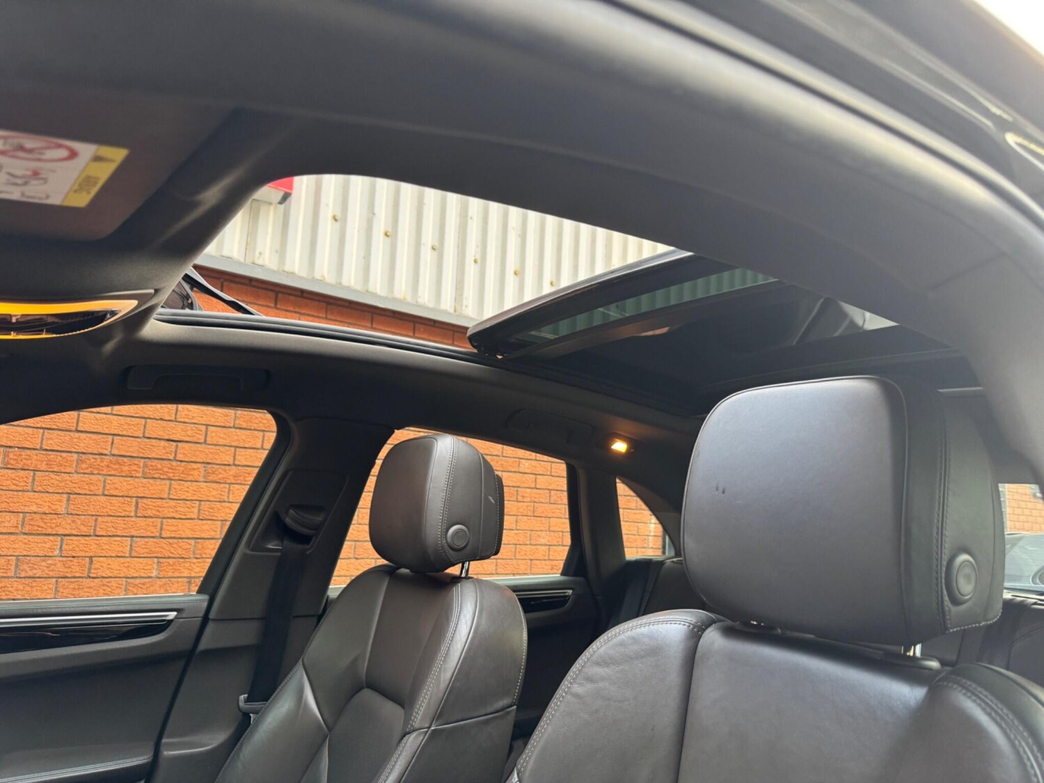 Used Porsche Macan 2018 for sale - 76991906: Photo 21