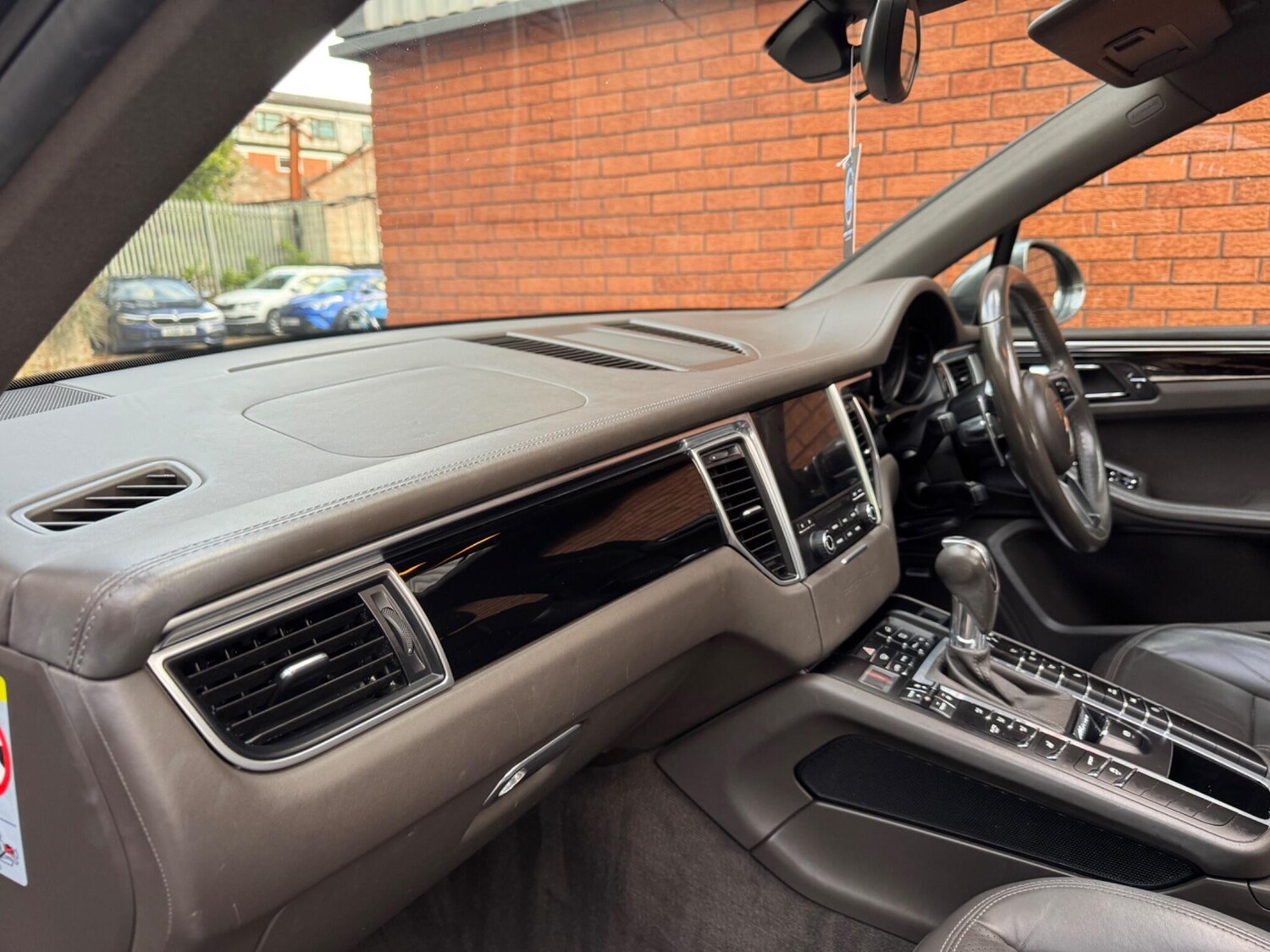 Used Porsche Macan 2018 for sale - 76991906: Photo 23