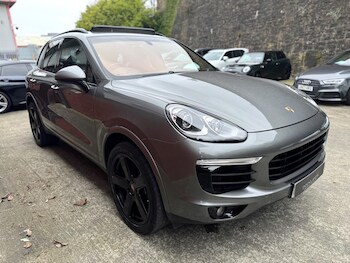 Used Porsche Cayenne 2016 for sale - 77425030: Photo