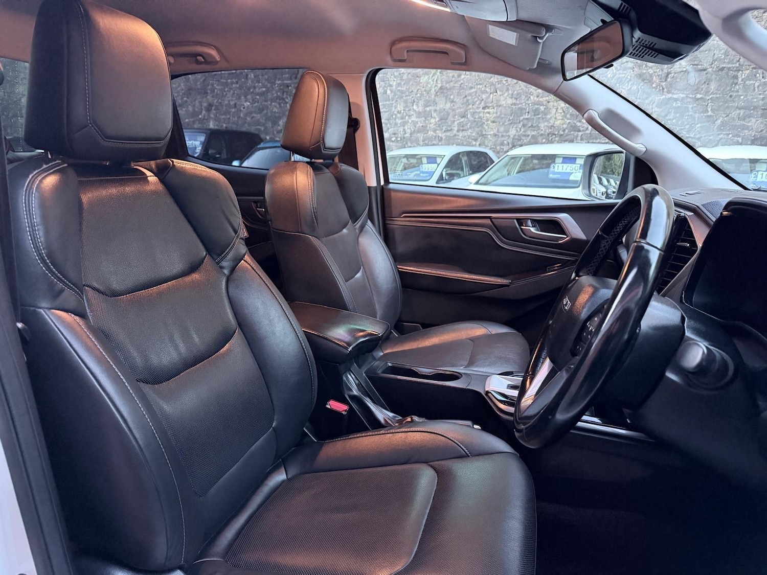 Used Isuzu D-Max 2022 for sale - 77015920: Photo 15