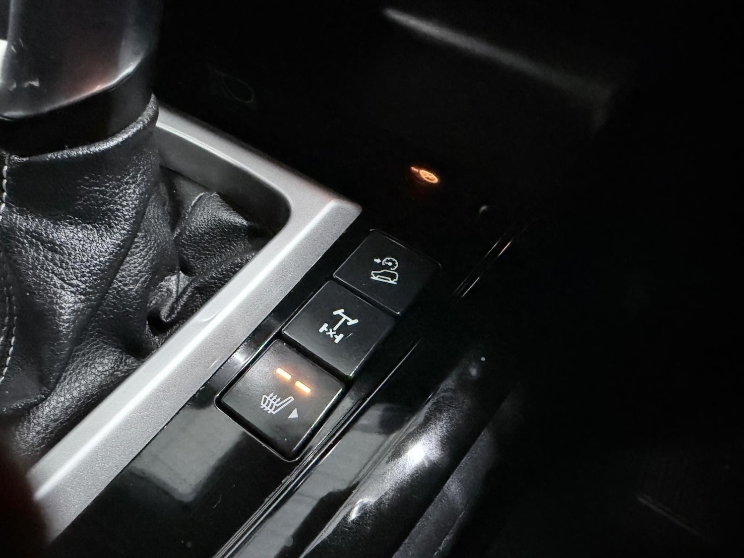 Used Isuzu D-Max 2022 for sale - 77015920: Photo 24