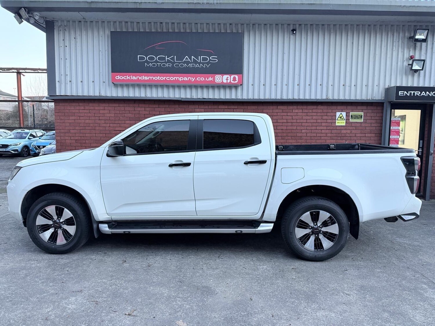 Used Isuzu D-Max 2022 for sale - 77015920: Photo 5