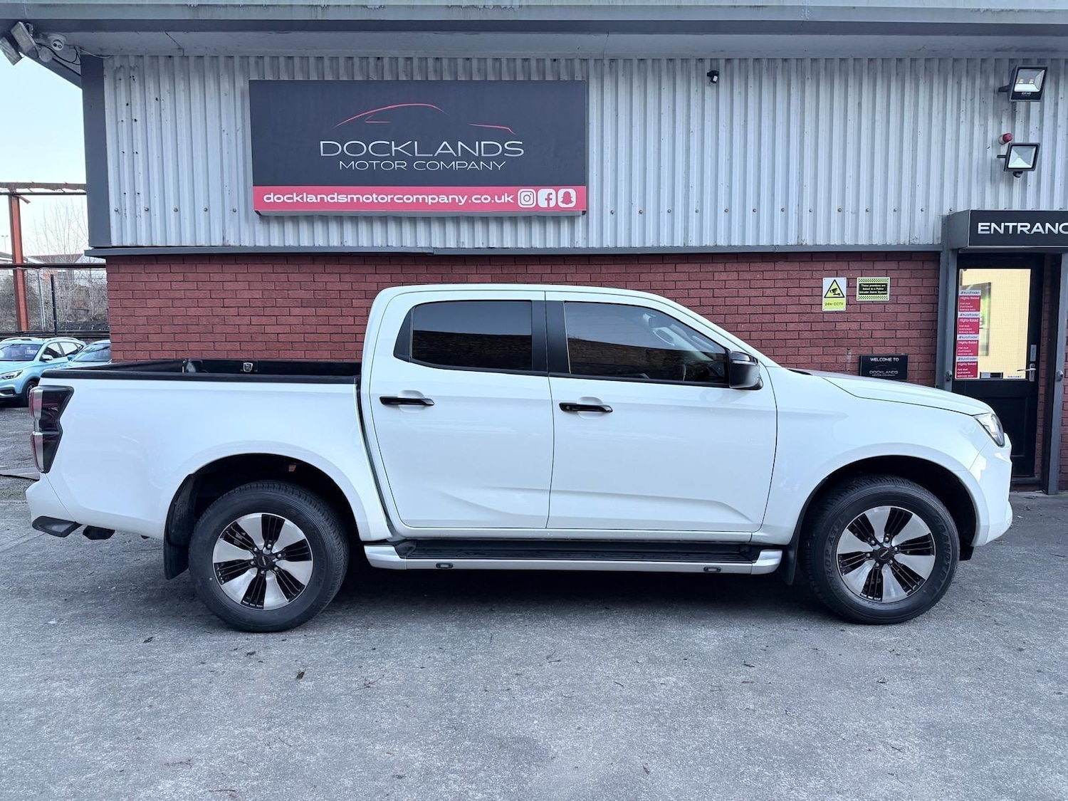 Used Isuzu D-Max 2022 for sale - 77015920: Photo 6