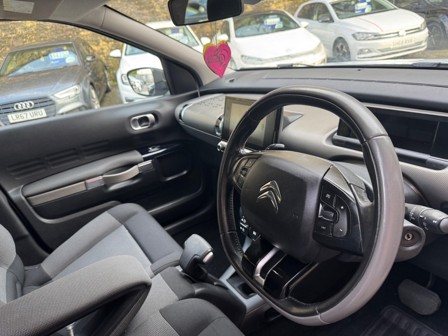 Used Citroen C4 Cactus for sale - 77537395: Photo 16