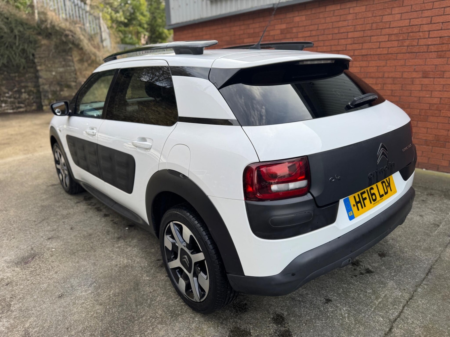 Used Citroen C4 Cactus for sale - 77537395: Photo 6