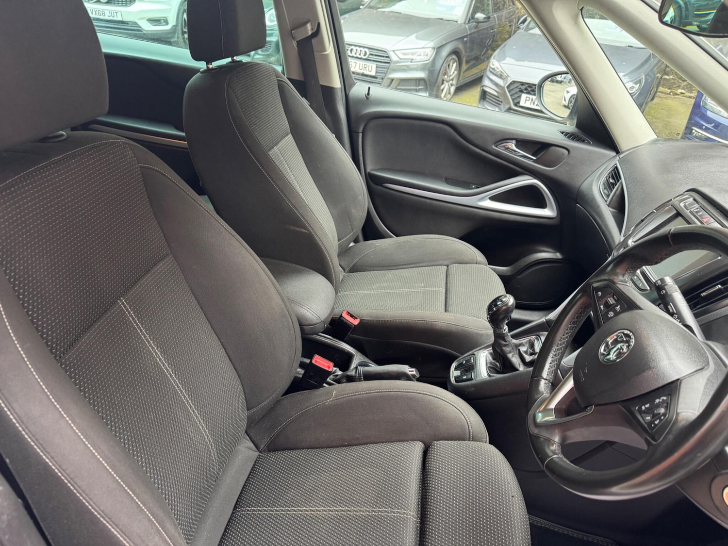 Used Vauxhall Zafira Tourer for sale - 77807974: Photo 11