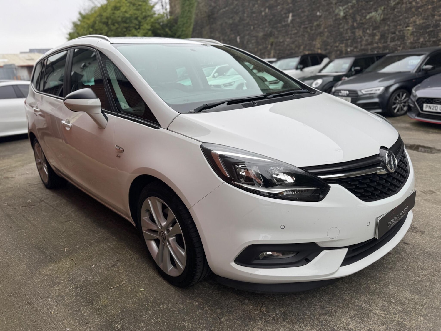 Used Vauxhall Zafira Tourer for sale - 77807974: Photo 4