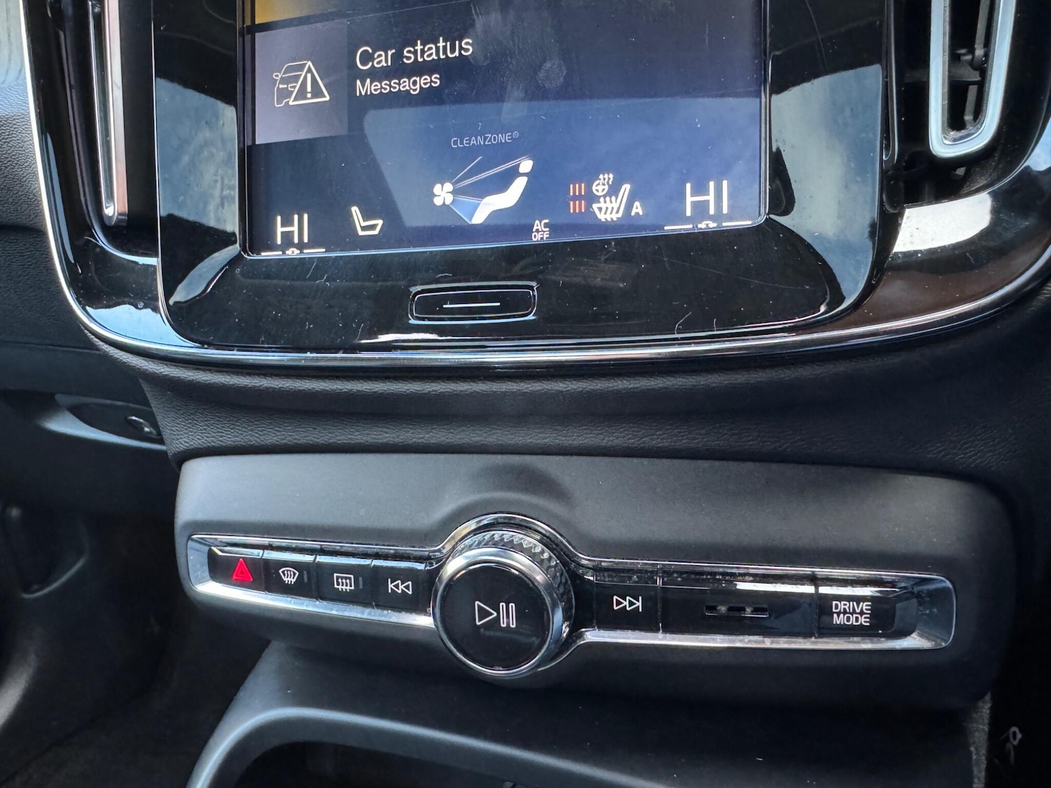 Used Volvo XC40 2019 for sale - 77351678: Photo 24