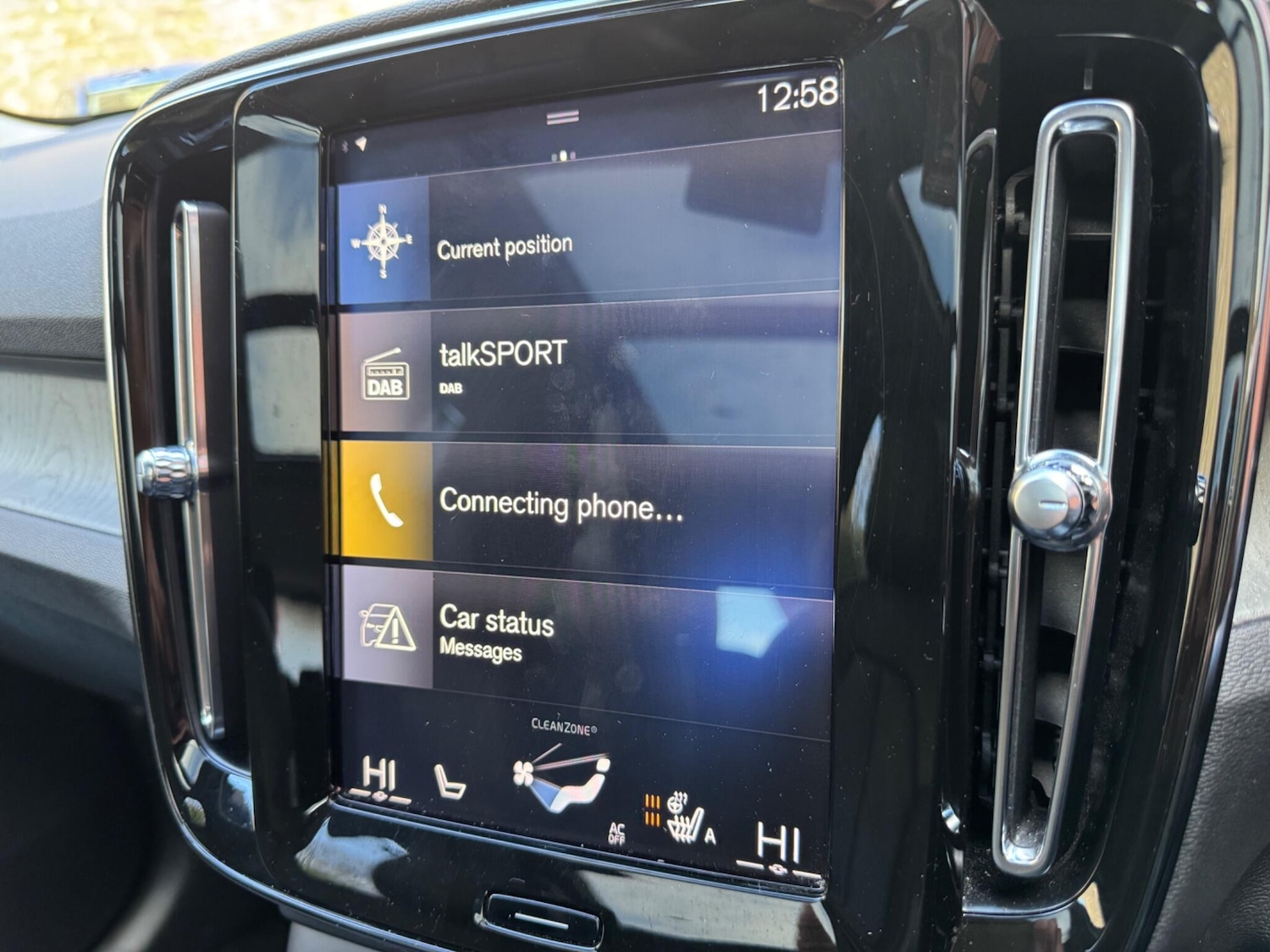 Used Volvo XC40 2019 for sale - 77351678: Photo 25