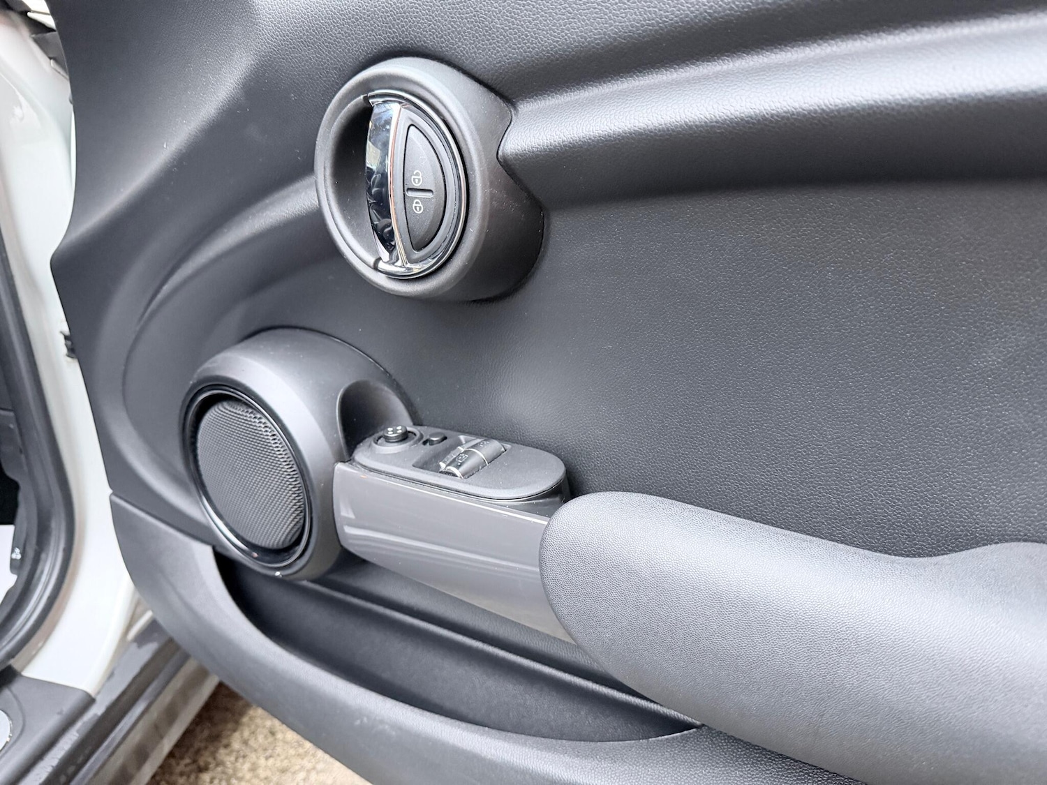 Used MINI Hatch 2017 for sale - 76992333: Photo 13