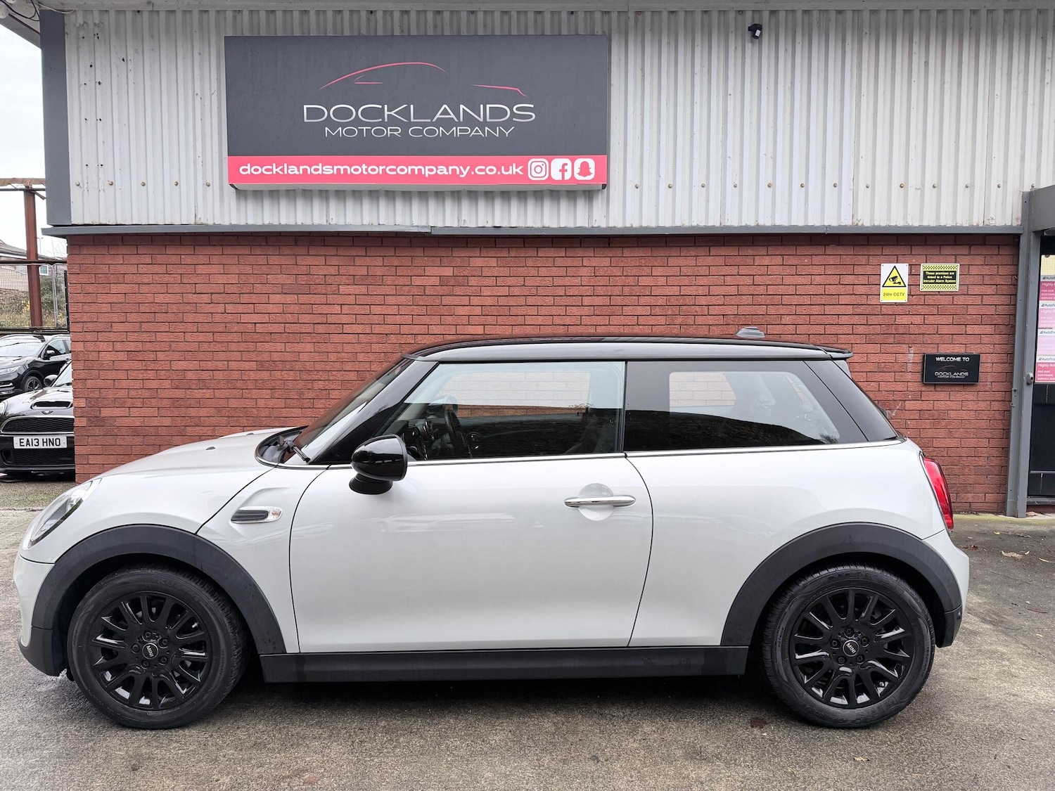 Used MINI Hatch 2017 for sale - 76992333: Photo 5