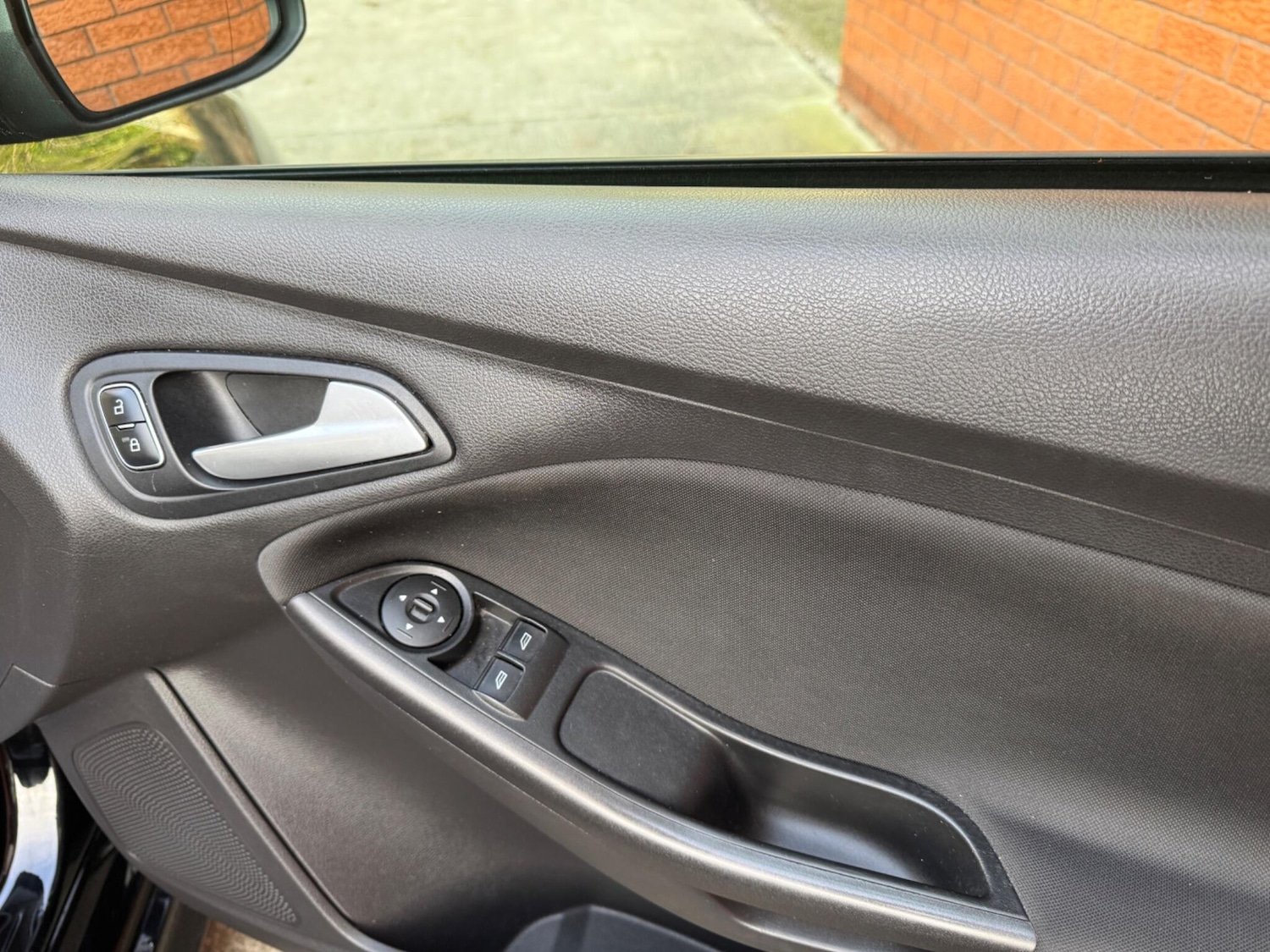 Used Ford Focus 2017 for sale - 77016051: Photo 13