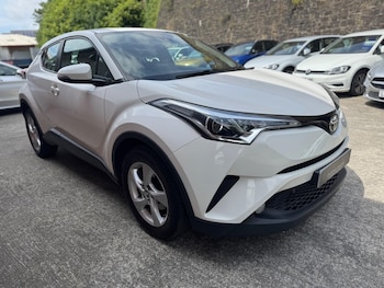 Used Toyota C-HR 2018 for sale - 79132877: Photo