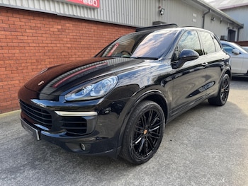 Used Porsche Cayenne 2018 for sale - 78115333: Photo