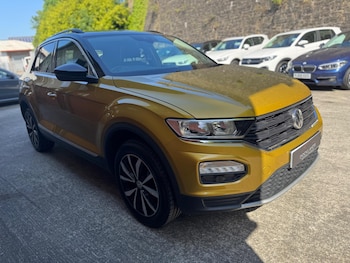 Used Volkswagen T-Roc 2019 for sale - 78704533: Photo