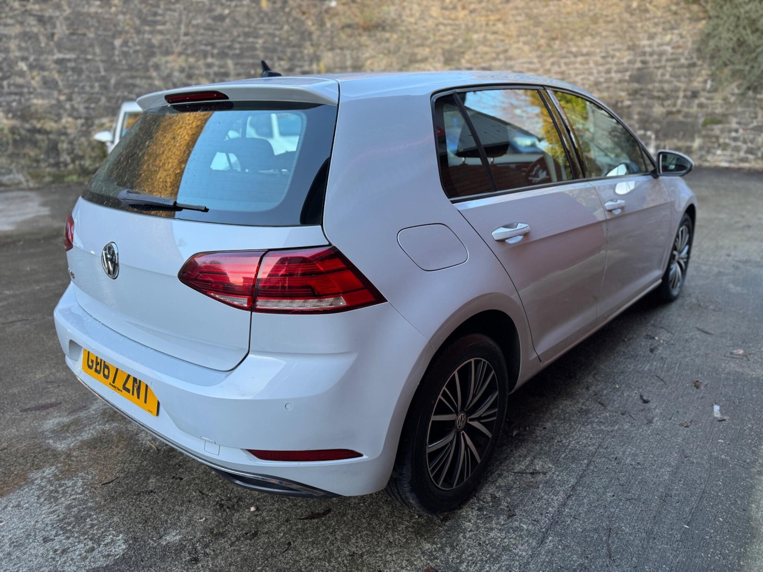 Used Volkswagen Golf 2018 for sale - 77253902: Photo 10