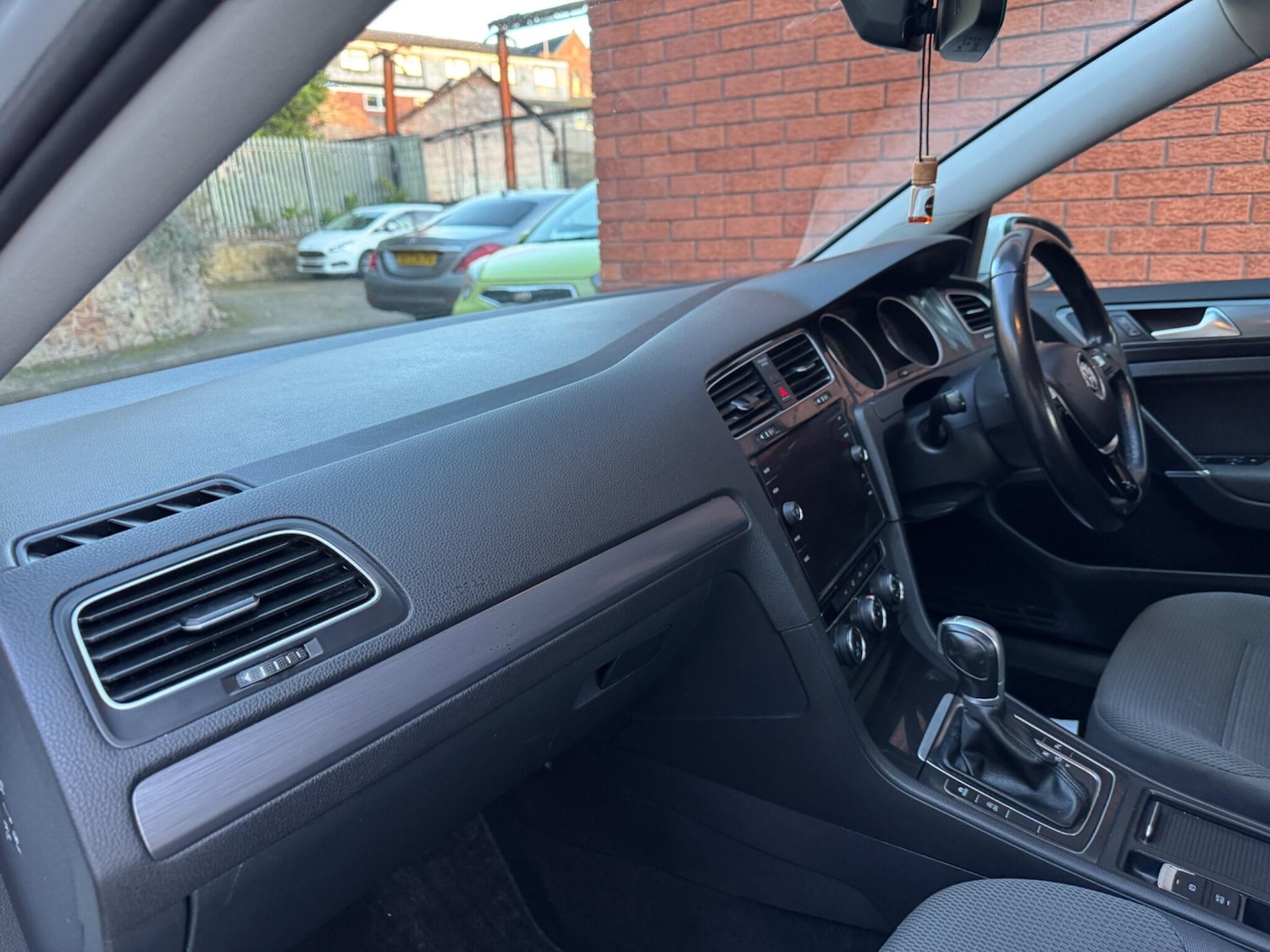 Used Volkswagen Golf 2018 for sale - 77253902: Photo 16