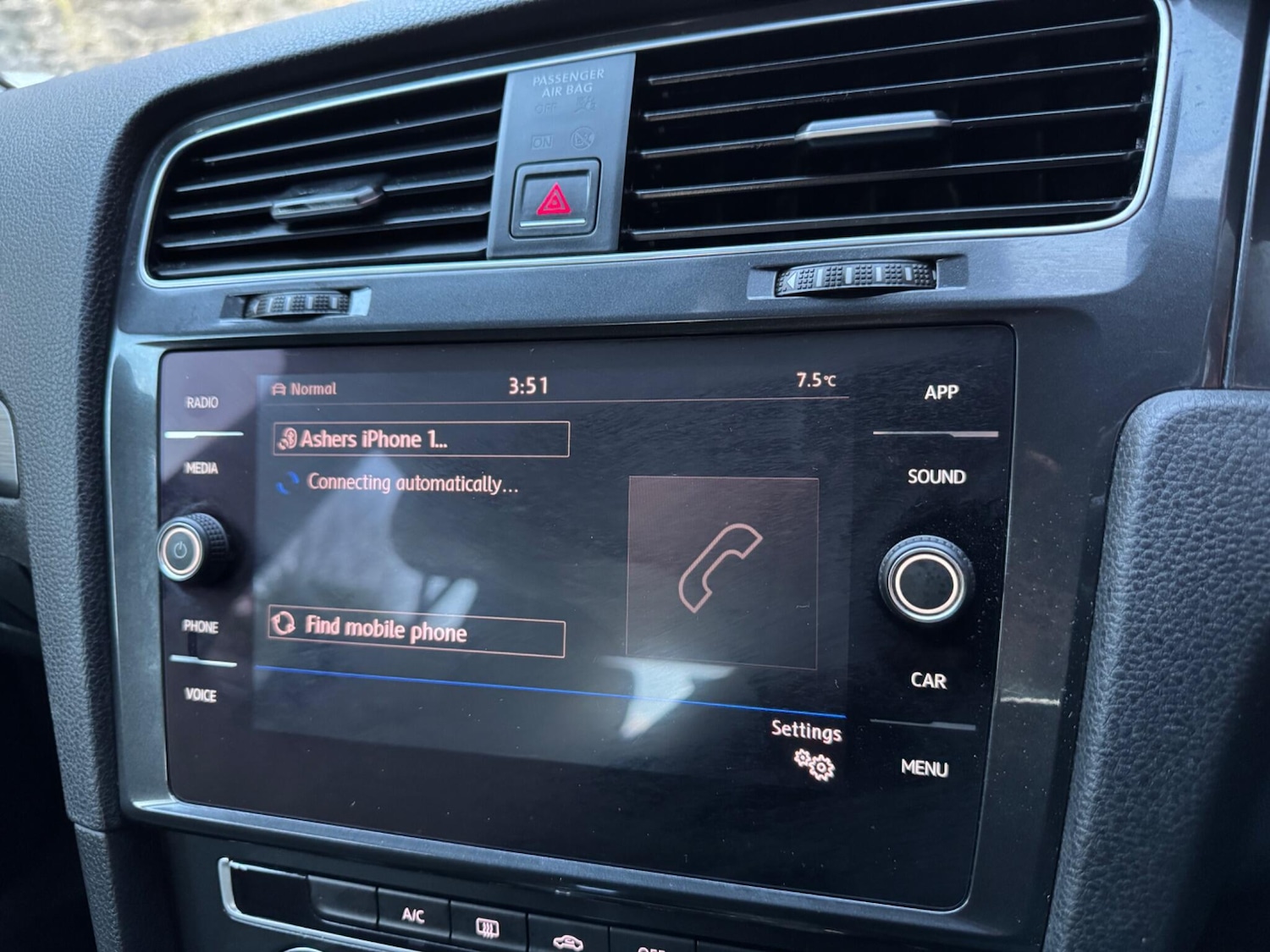 Used Volkswagen Golf 2018 for sale - 77253902: Photo 24