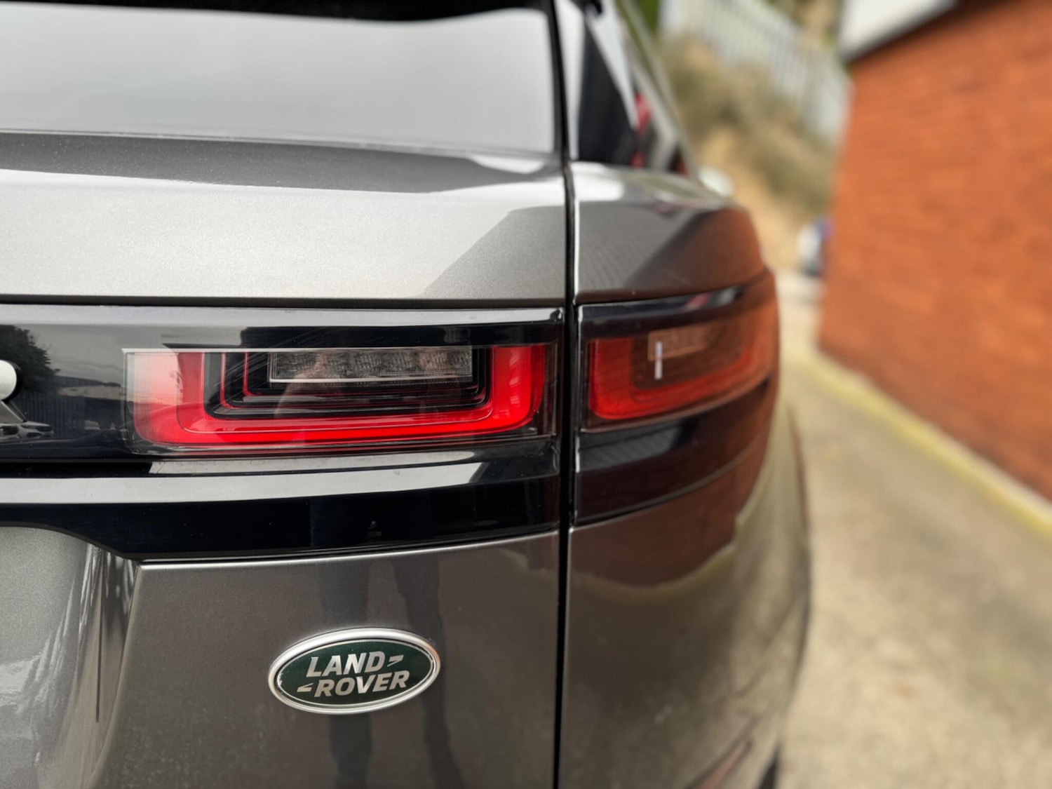 Used Land Rover Range Rover Velar 2017 for sale - 77611477: Photo 16