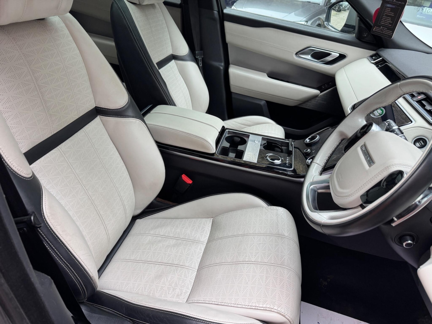 Used Land Rover Range Rover Velar 2017 for sale - 77611477: Photo 18