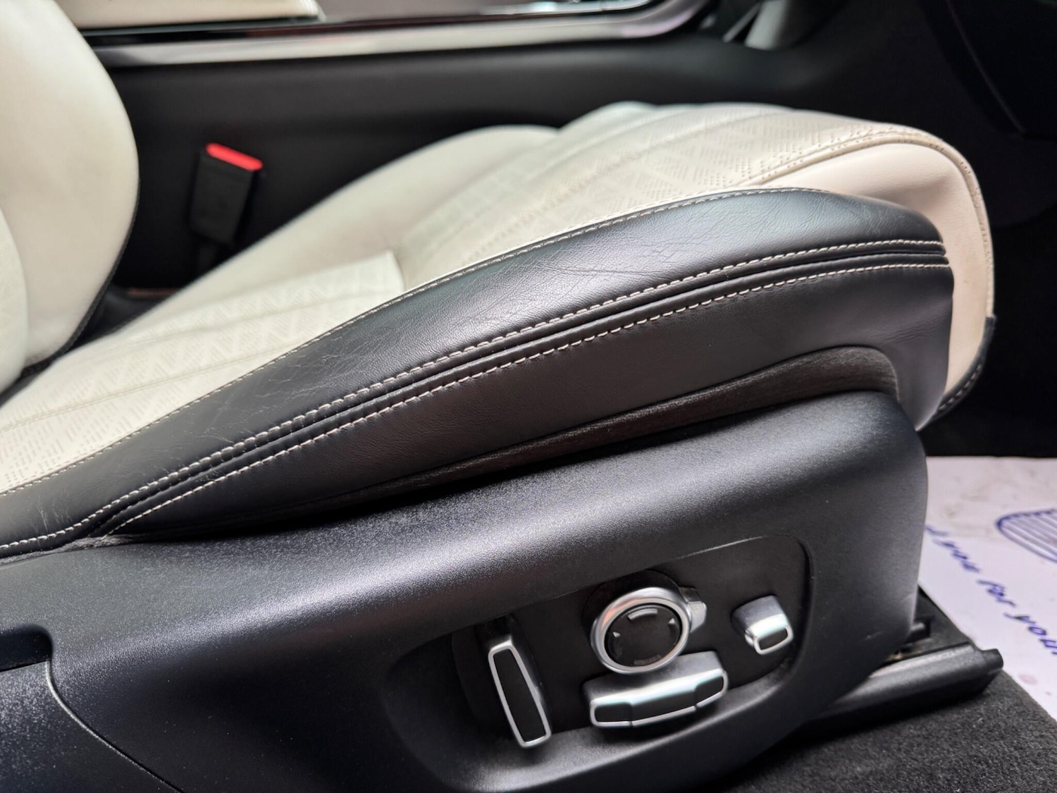 Used Land Rover Range Rover Velar 2017 for sale - 77611477: Photo 21