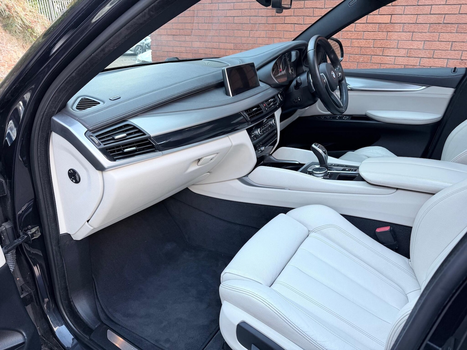 Used BMW X6 2015 for sale - 77016311: Photo 18