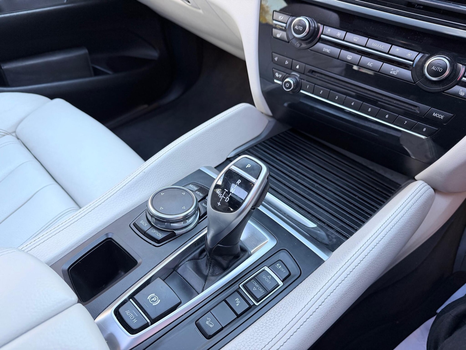 Used BMW X6 2015 for sale - 77016311: Photo 27