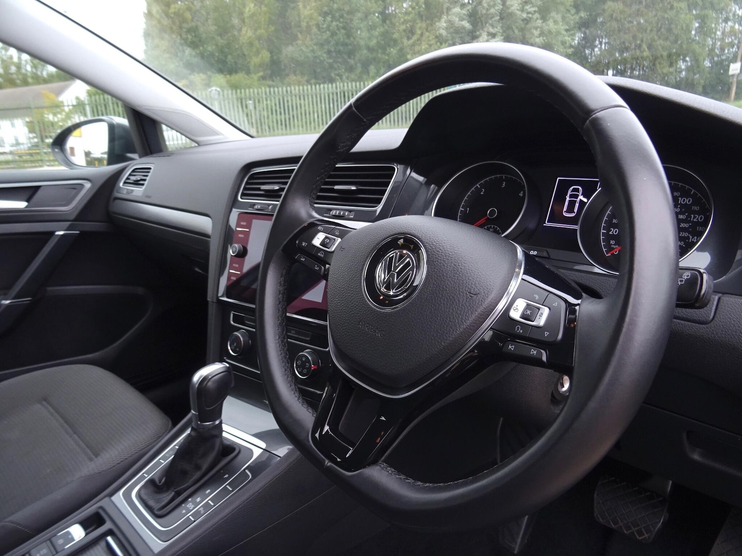 Used Volkswagen Golf 2018 for sale - 77109445: Photo 16