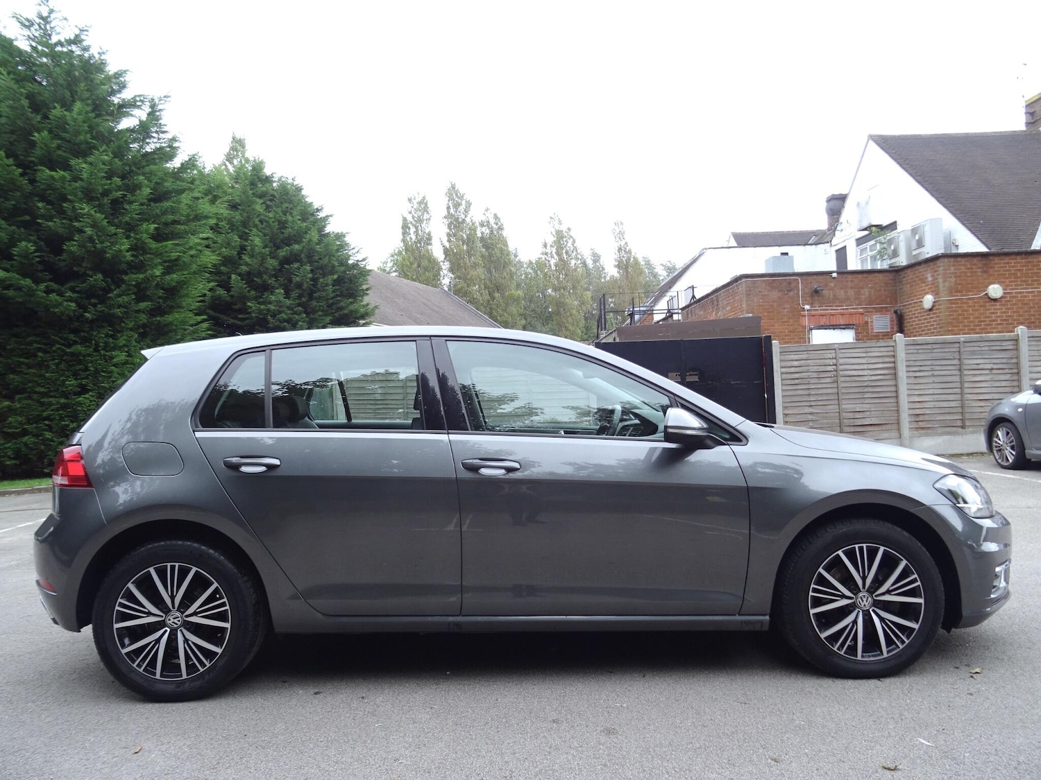 Used Volkswagen Golf 2018 for sale - 77109445: Photo 7