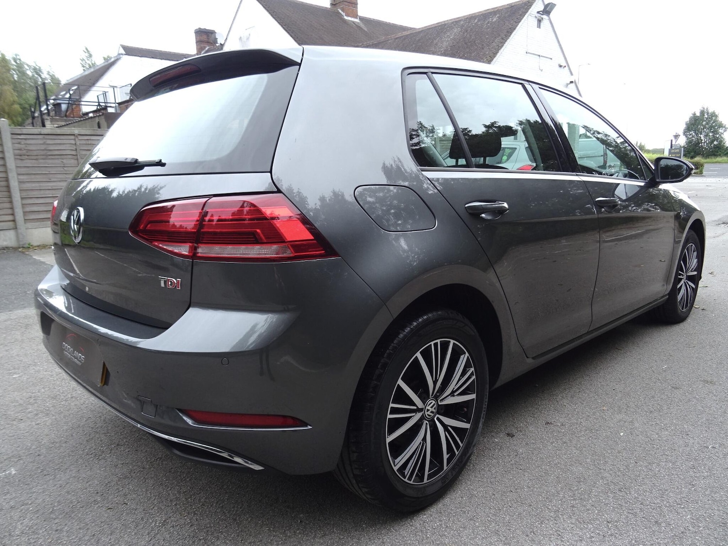 Used Volkswagen Golf 2018 for sale - 77109445: Photo 8