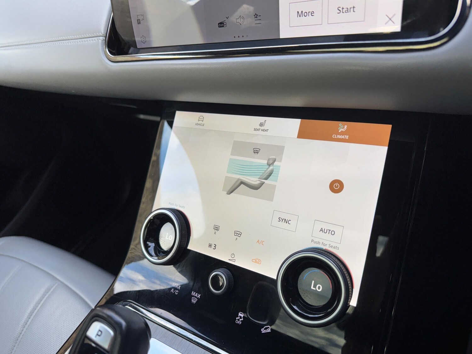 Used Land Rover Range Rover Evoque 2023 for sale - 77853035: Photo 34