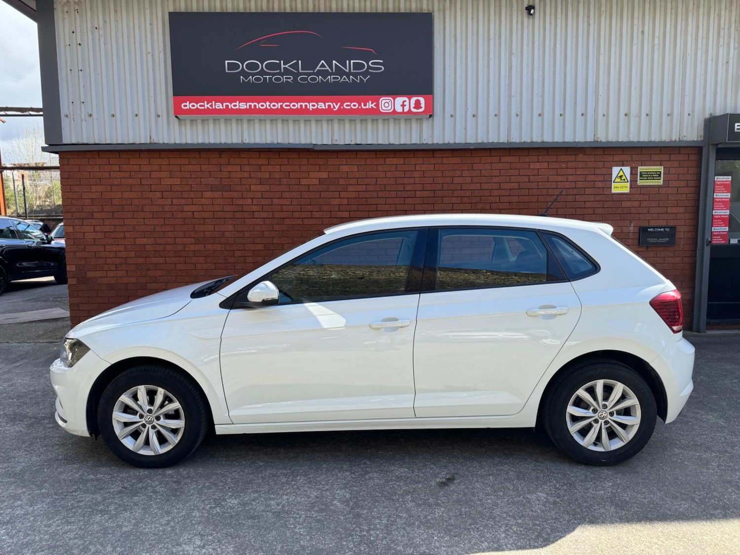 Used Volkswagen Polo 2018 for sale - 78100801: Photo 6