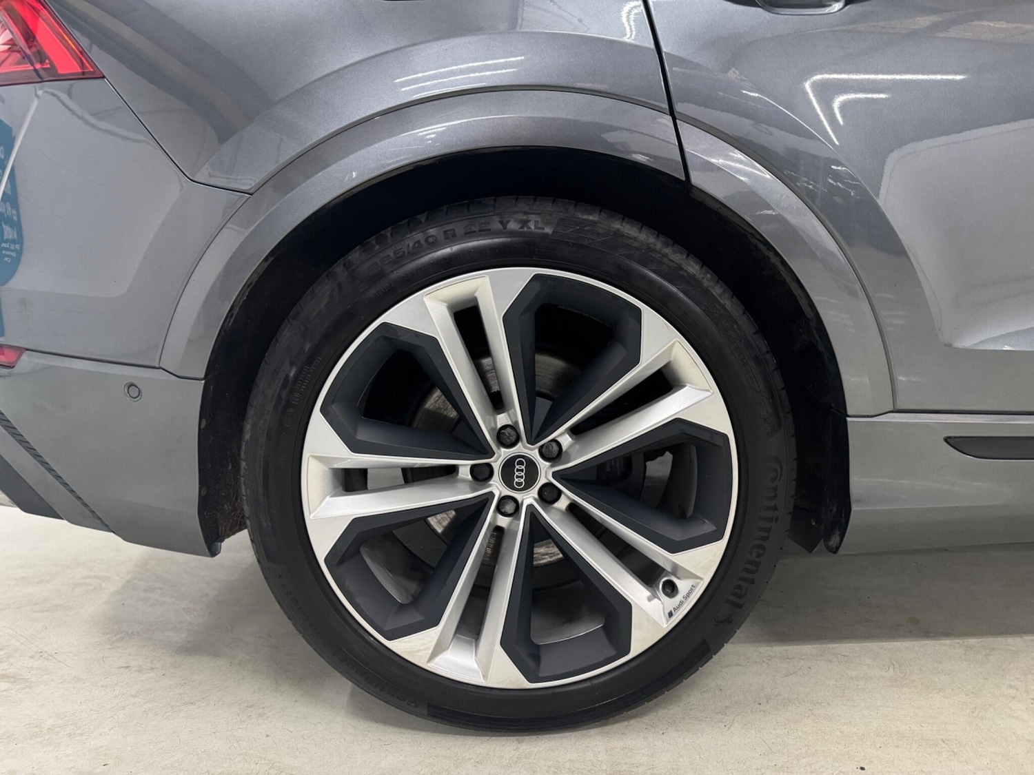 Used Audi SQ8 2022 for sale - 77387336: Photo 16