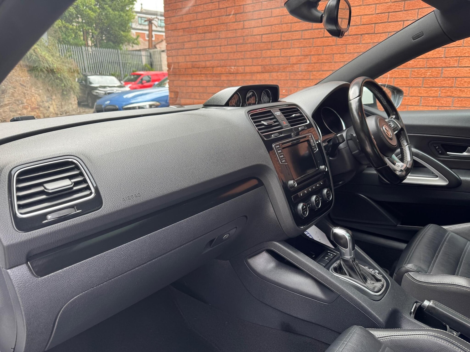 Used Volkswagen Scirocco 2015 for sale - 76988037: Photo 24