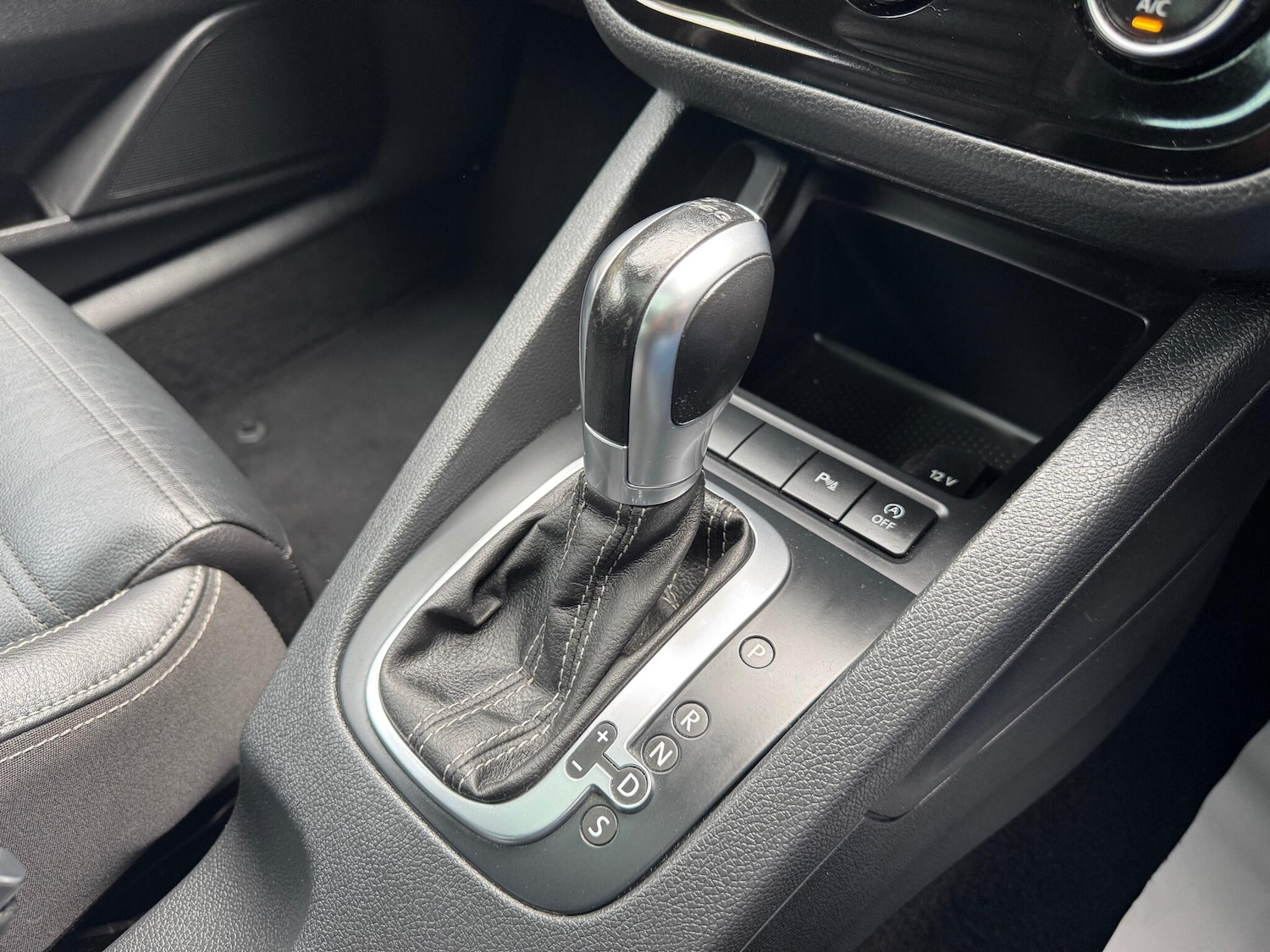 Used Volkswagen Scirocco 2015 for sale - 76988037: Photo 26