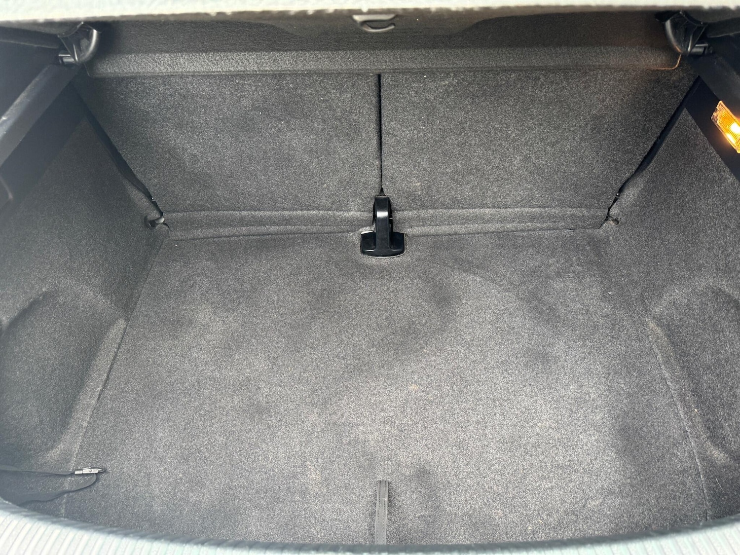 Used Volkswagen Scirocco 2015 for sale - 76988037: Photo 32