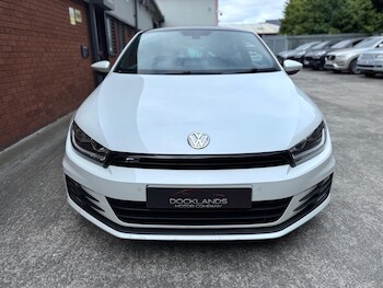 Used Volkswagen Scirocco 2015 for sale - 76988037: Photo