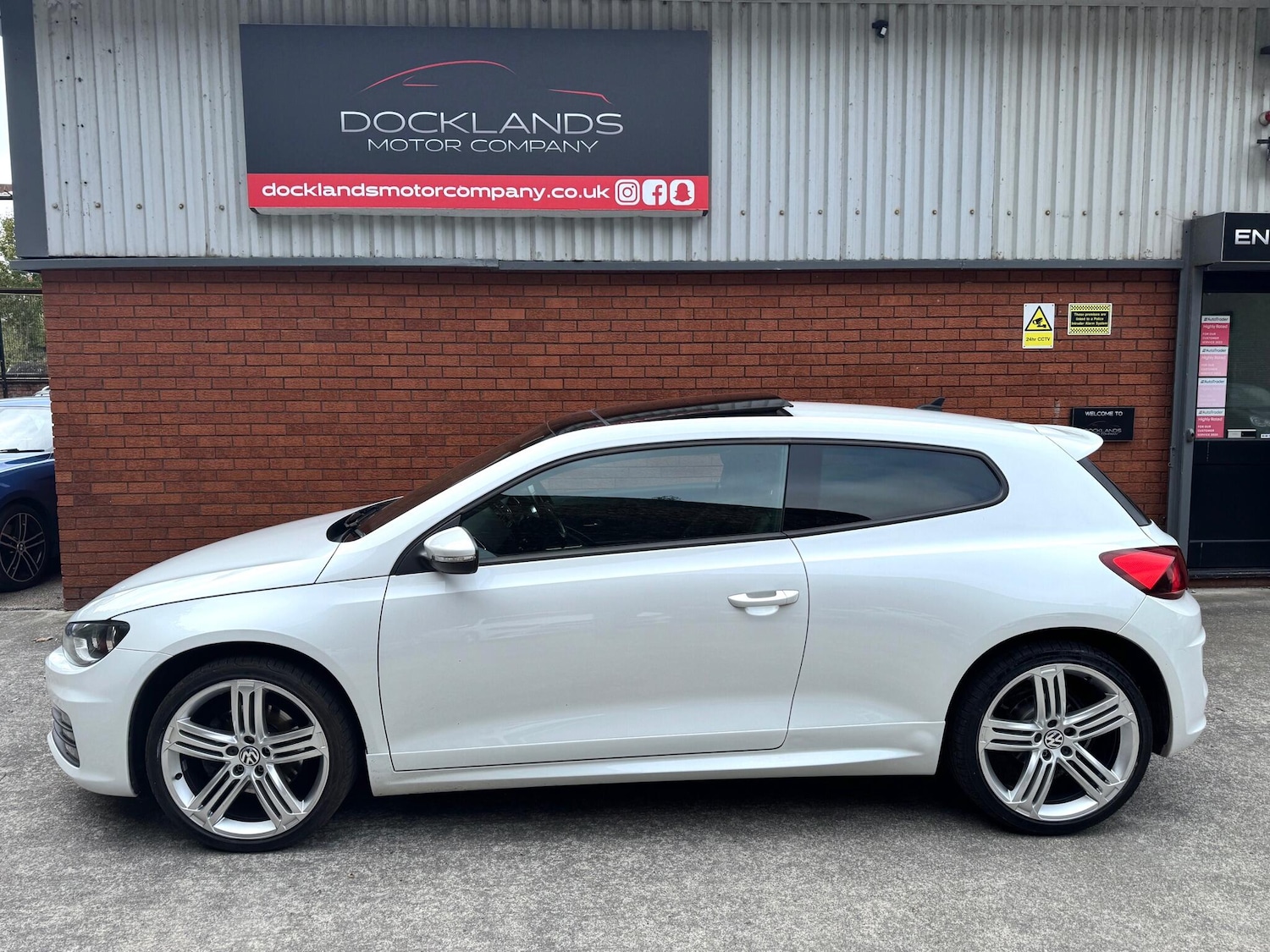 Used Volkswagen Scirocco 2015 for sale - 76988037: Photo 5