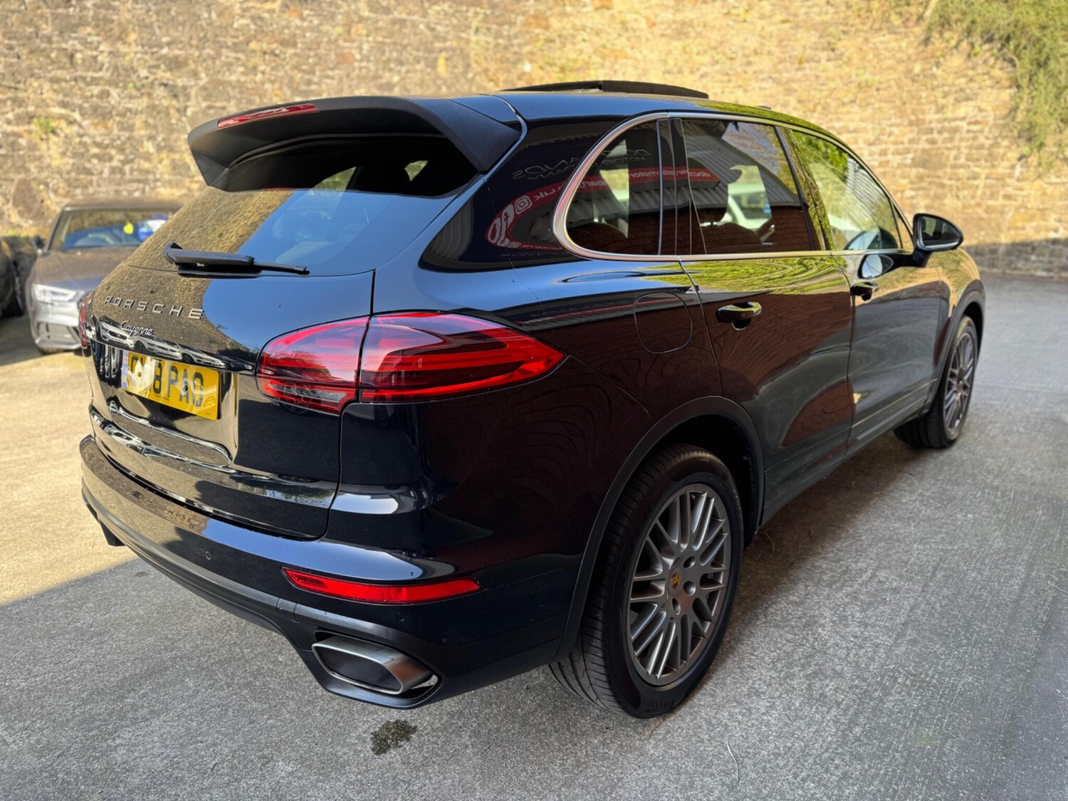 Used Porsche Cayenne for sale - 77925071: Photo 10